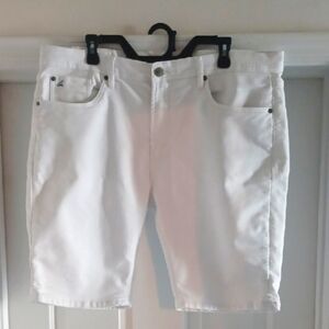 TAILOR VINTAGE White Jean Shorts Classic Summer Style